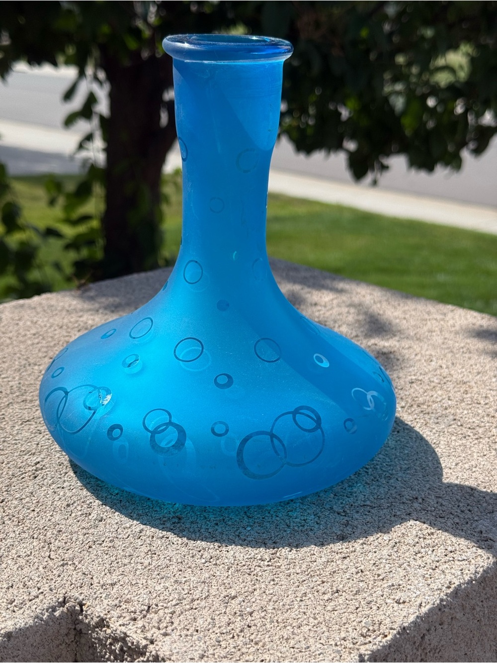 Saraha SMOKE CO. *Do You Hookah?*Brillant  Blue  VASE Base - Rare Glass-